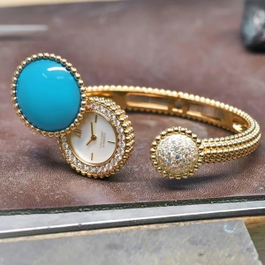 Van Cleef Arpels Perlée Toi & Moi secret watch small model Turquoise and diamonds